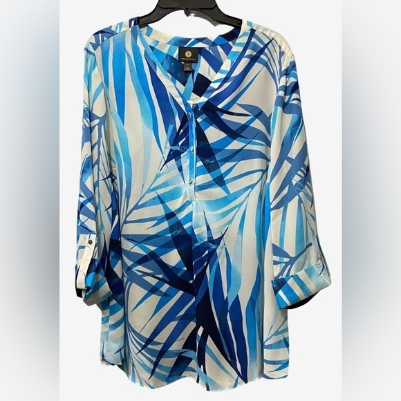 JM Collection Blue and White Button Down Blouse - Picture 1 of 3